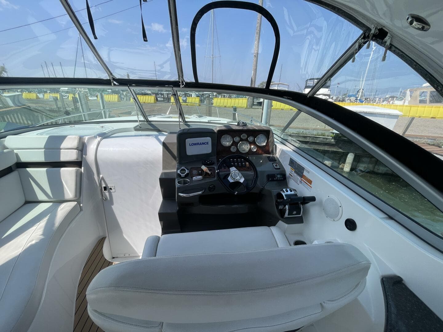 2013 Rinker 310 Express Cruiser