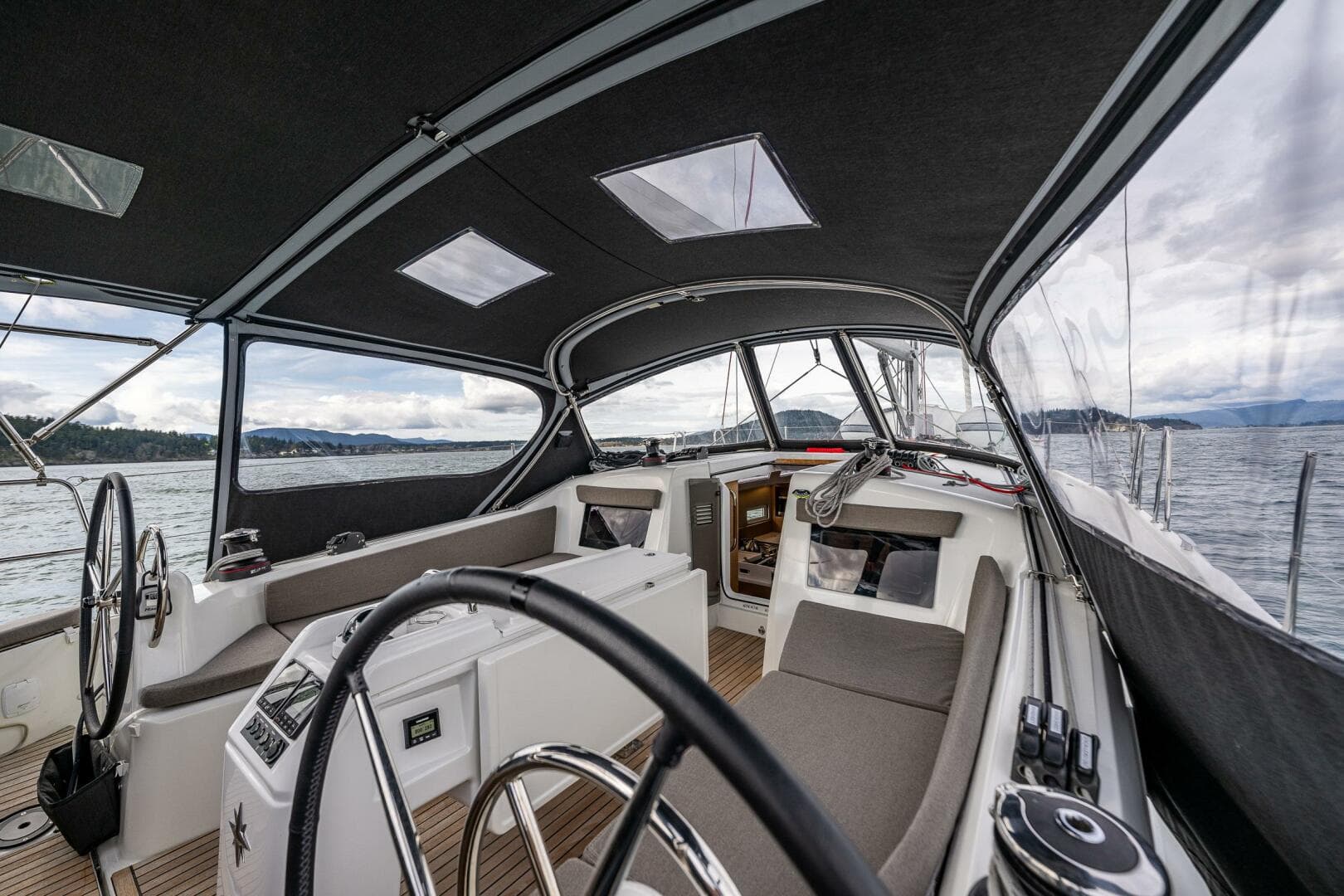 2022 Jeanneau Sun Odyssey 410