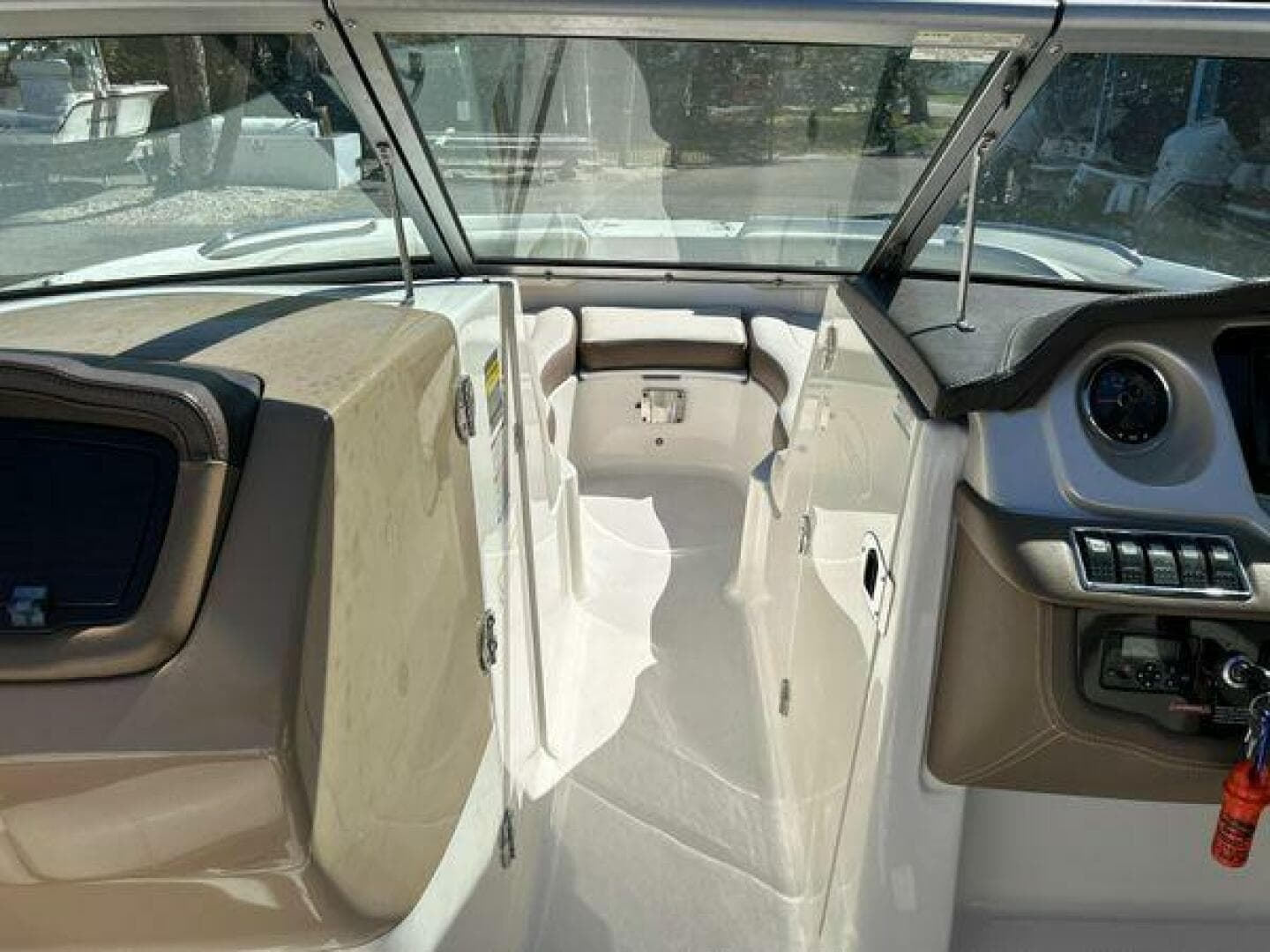 2014 Chaparral 244 Sunesta
