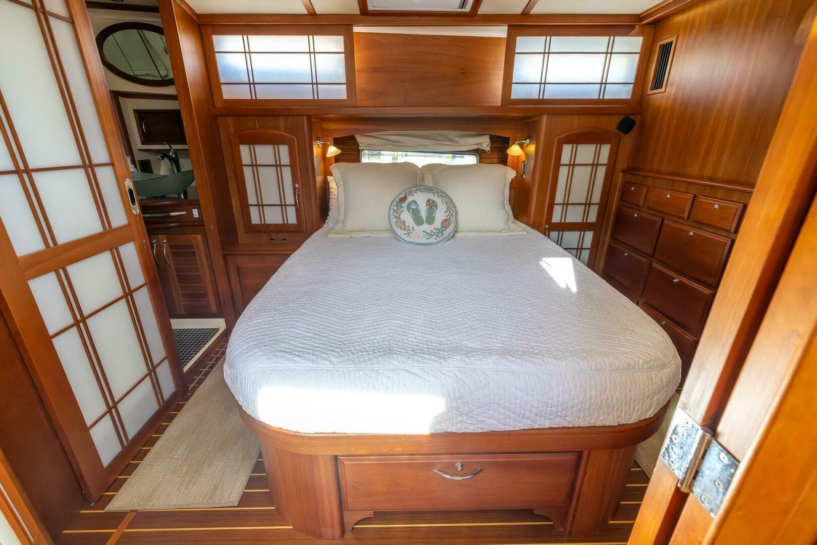 2015 Sabre 48 Salon Express