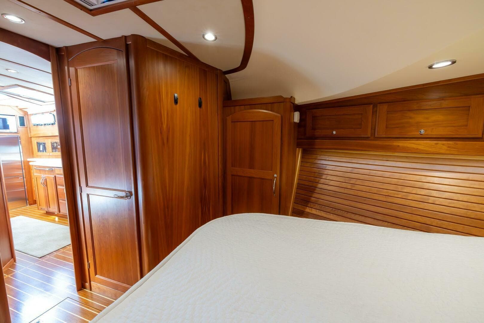 2015 Sabre 48 Salon Express