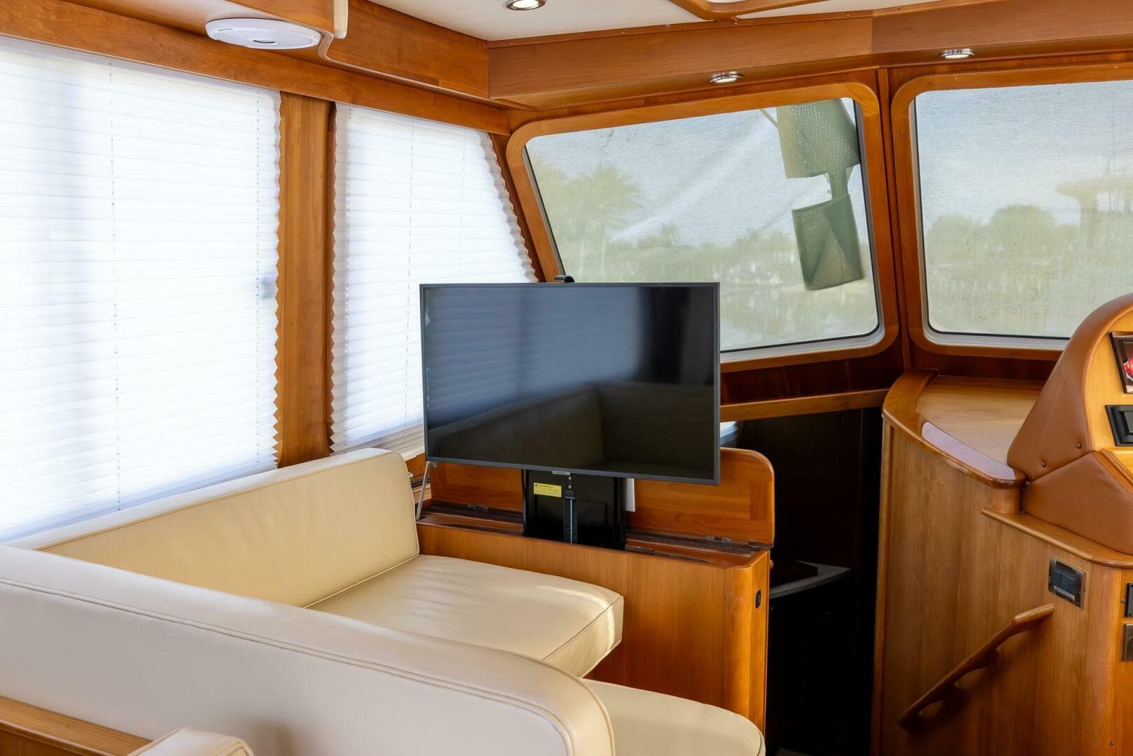 2015 Sabre 48 Salon Express