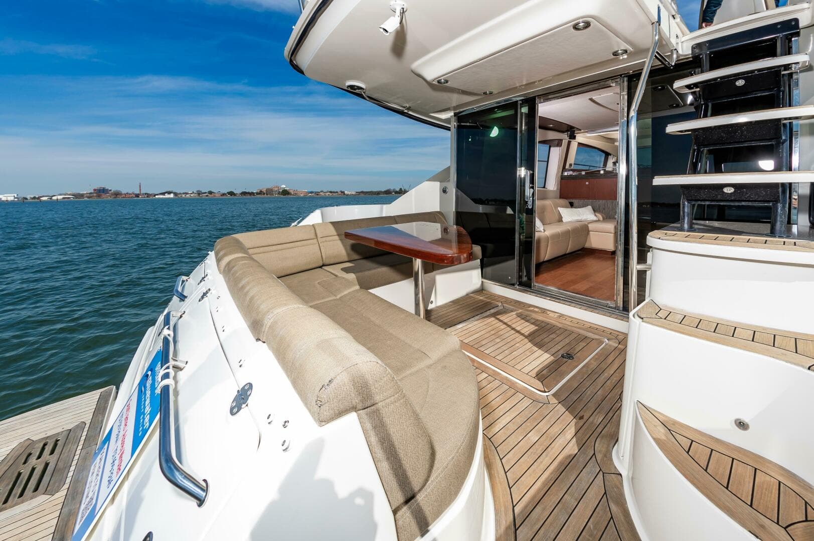 2015 Sea Ray 510 Fly