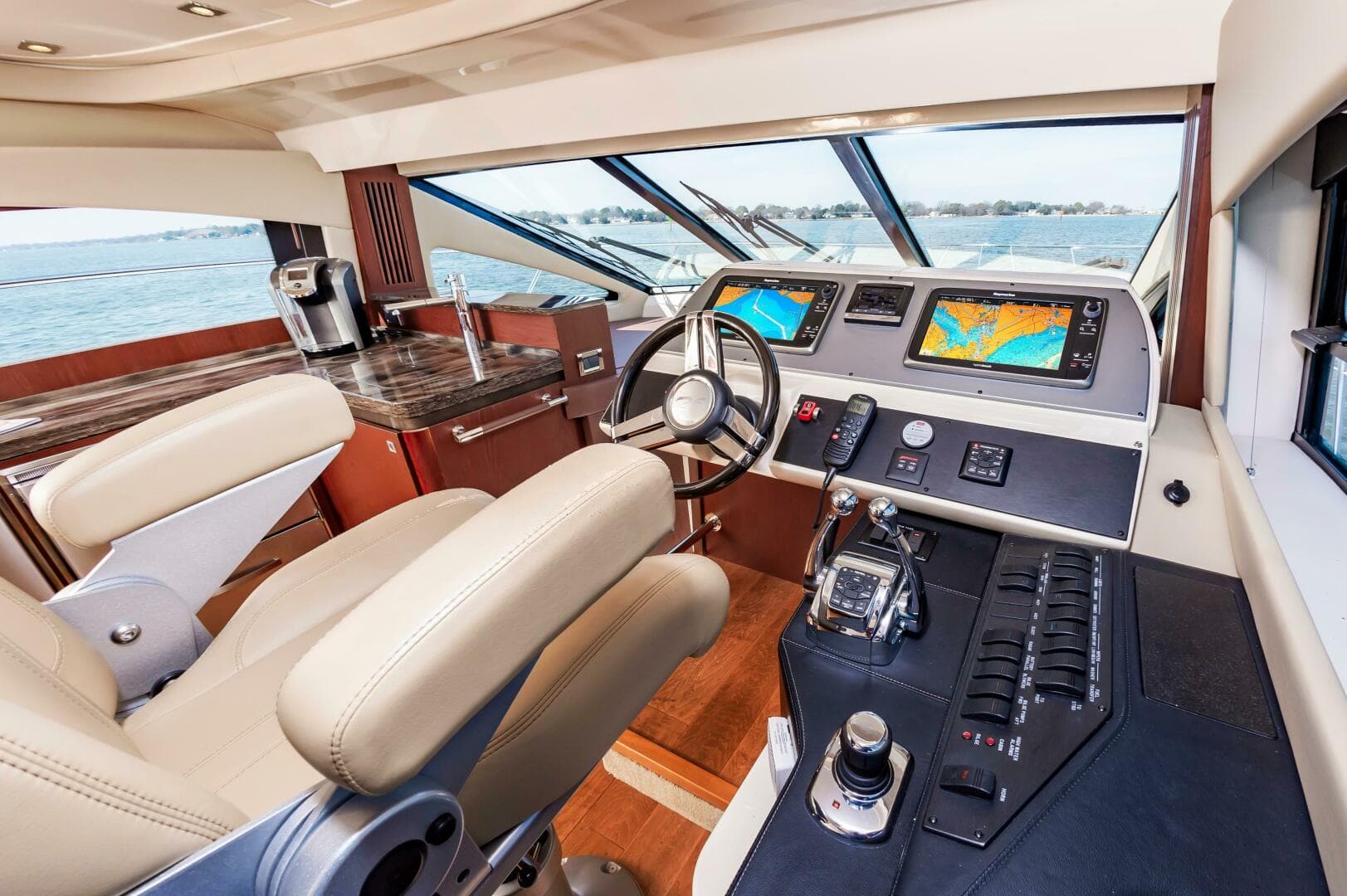 2015 Sea Ray 510 Fly