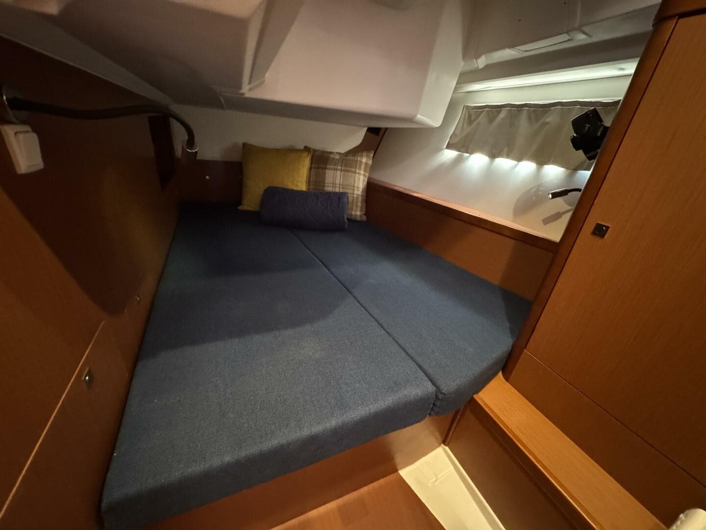 2016 Beneteau Oceanis 45