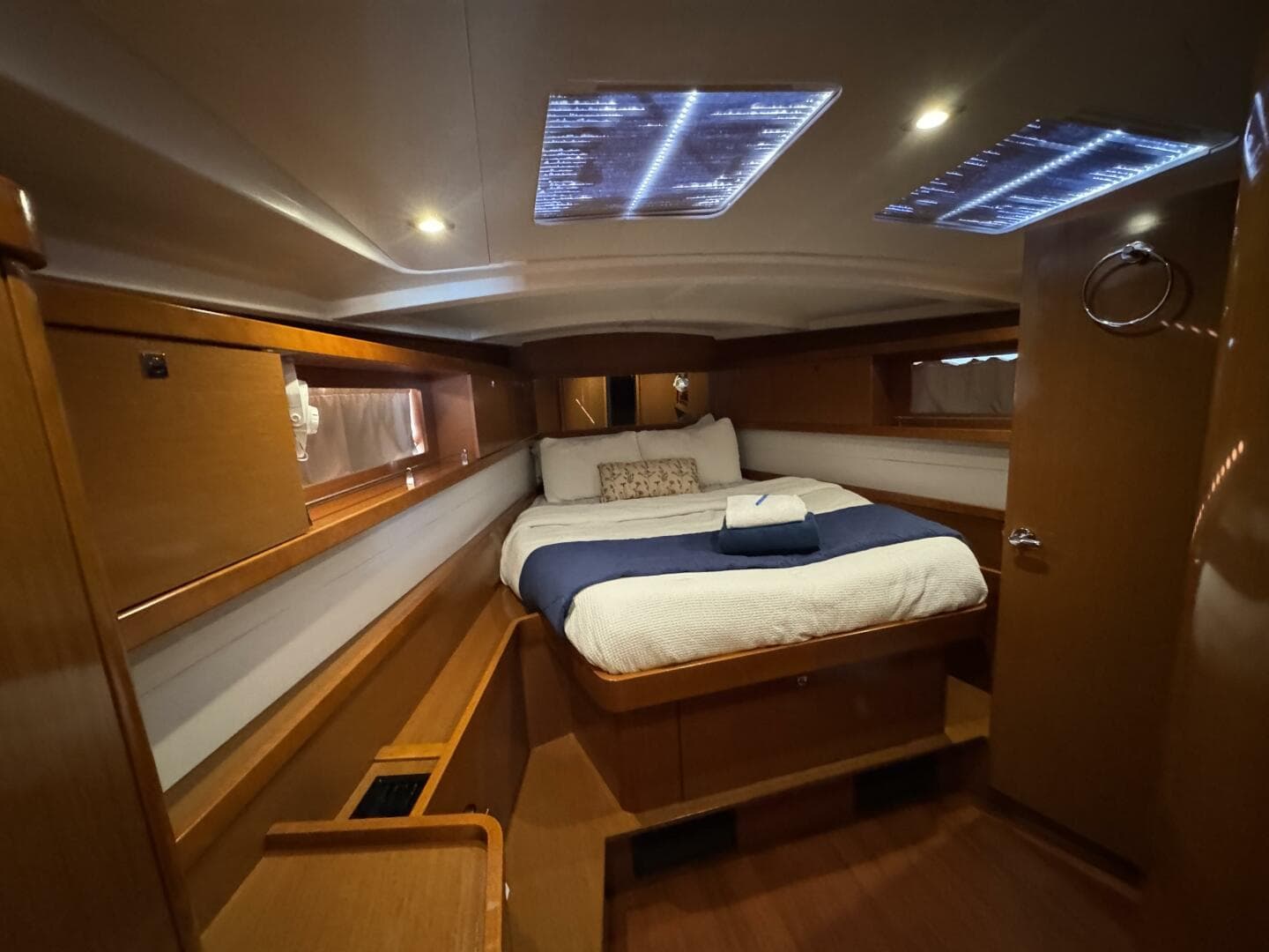 2016 Beneteau Oceanis 45