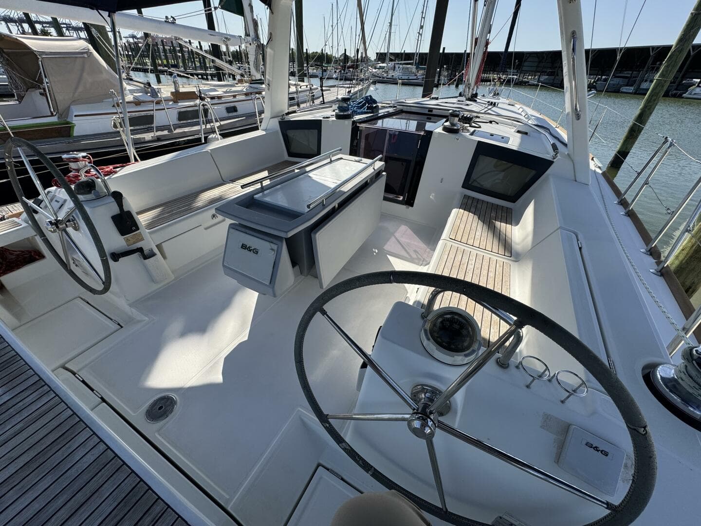 2016 Beneteau Oceanis 45