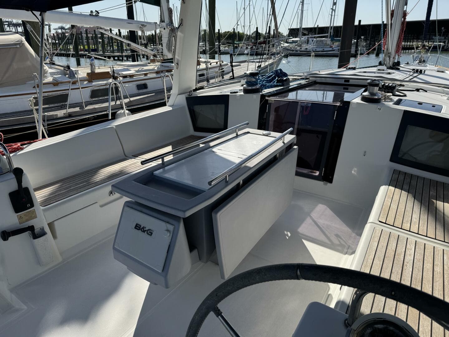 2016 Beneteau Oceanis 45