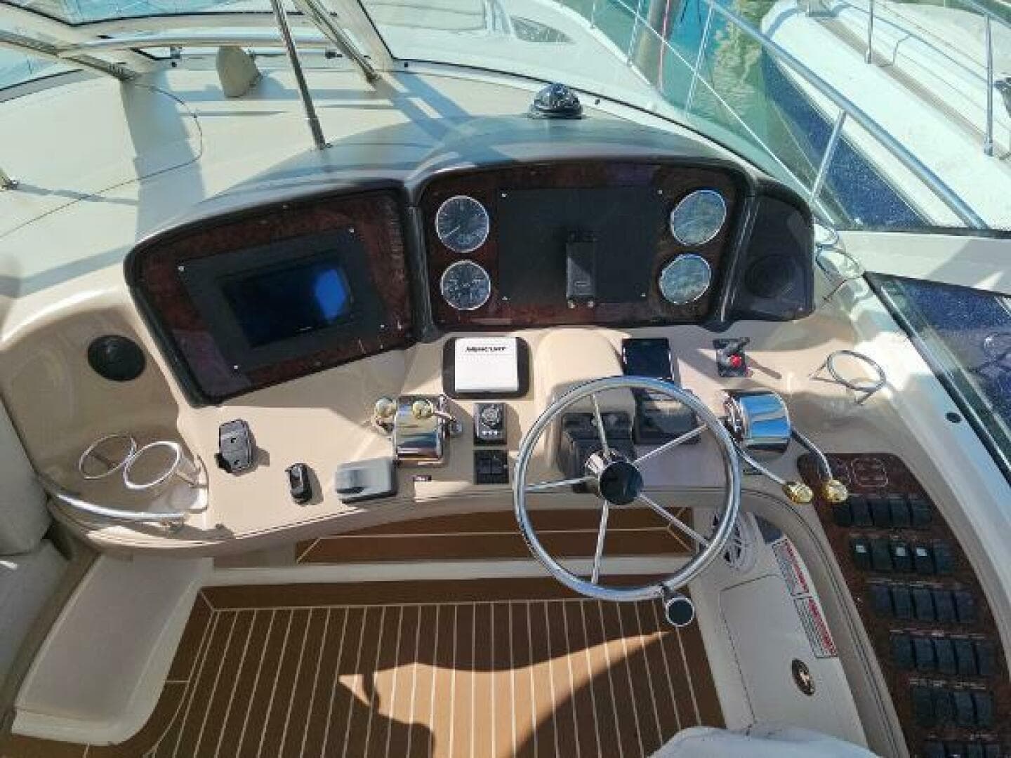 2005 Sea Ray 500 Sundancer
