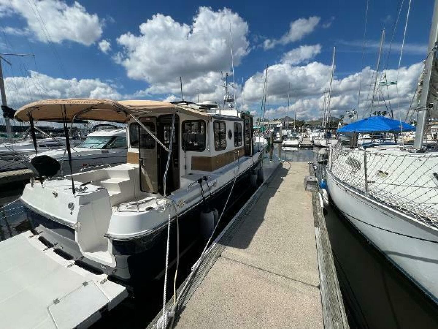 2011 Ranger Tugs R-29