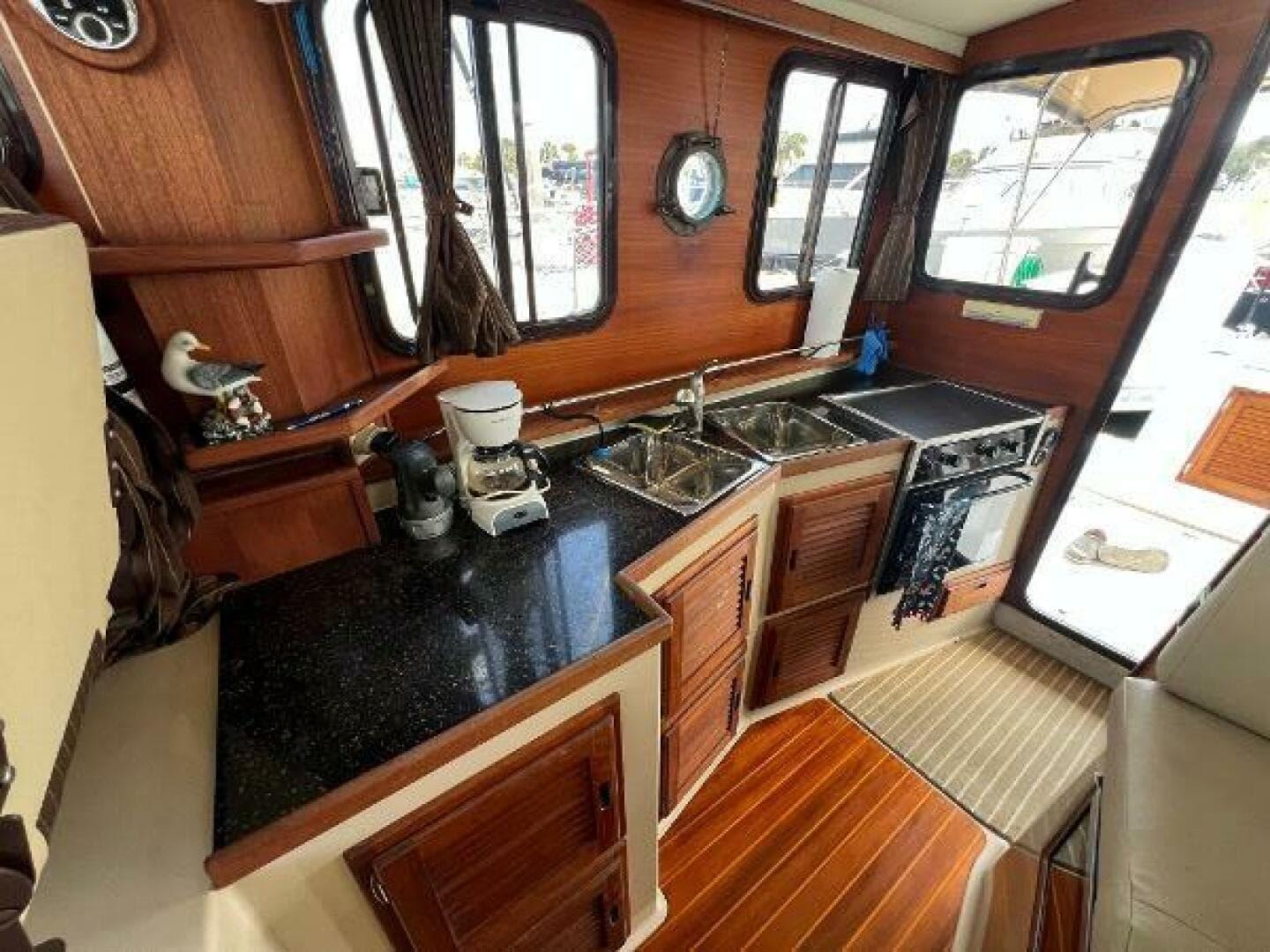 2011 Ranger Tugs R-29