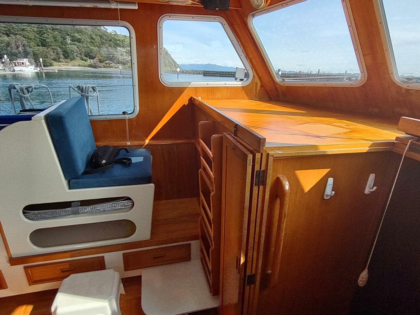 1981 Cheoy Lee 35 Sedan Trawler