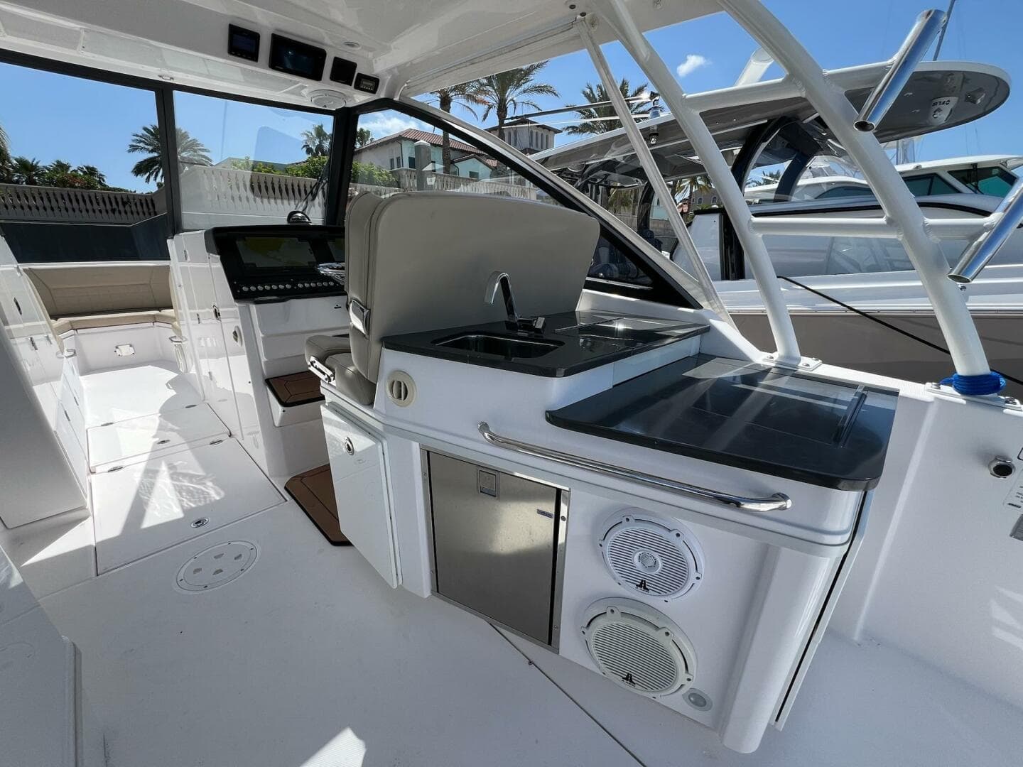 2019 Everglades 340 Dual Console- Cockpit 