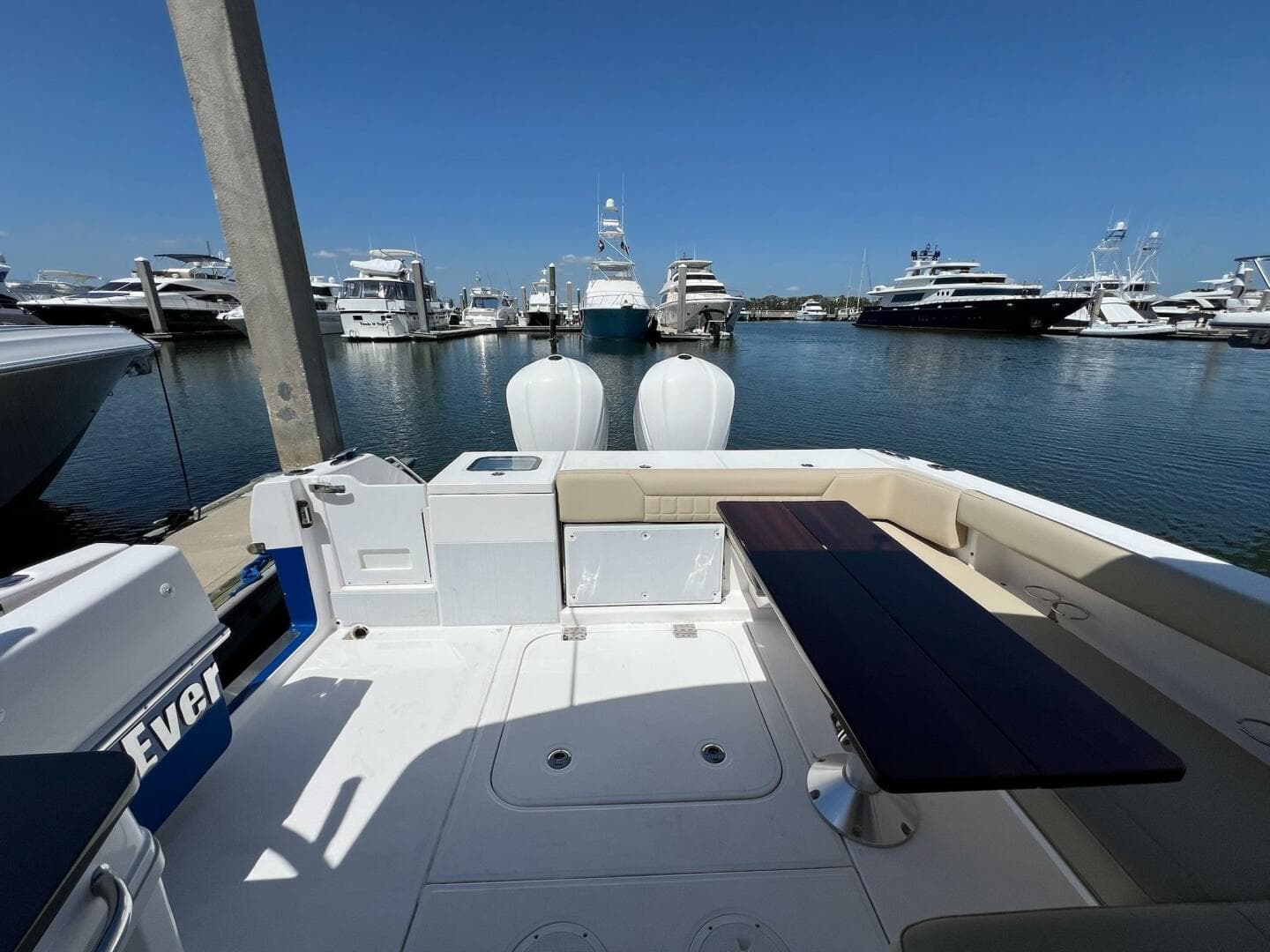 2019 Everglades 340 Dual Console- Cockpit 