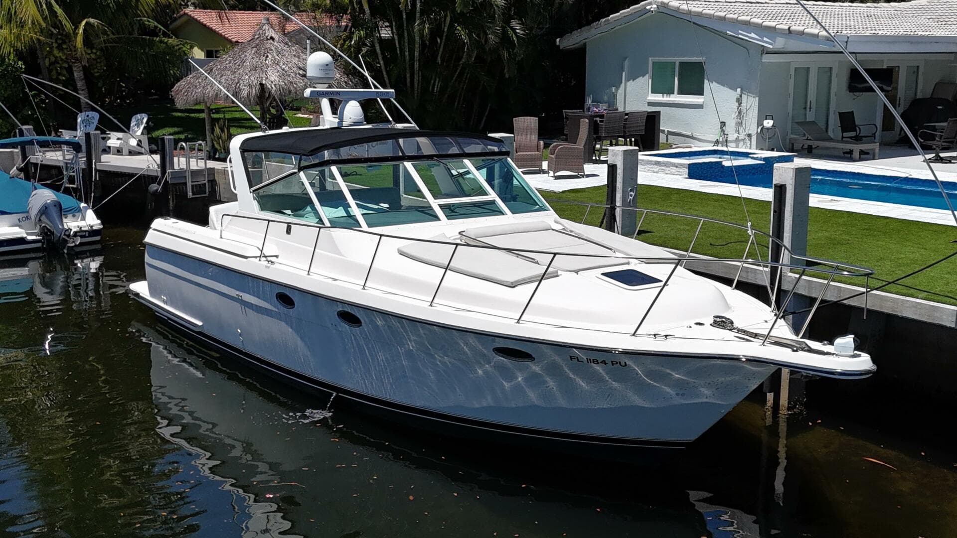 1998 Tiara Yachts 3500 Express