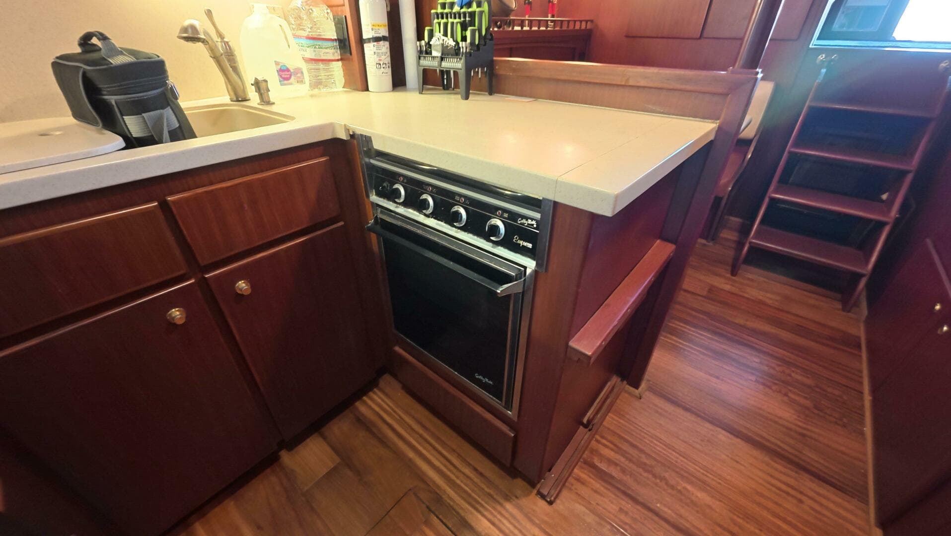 1979 Hatteras Sportfish