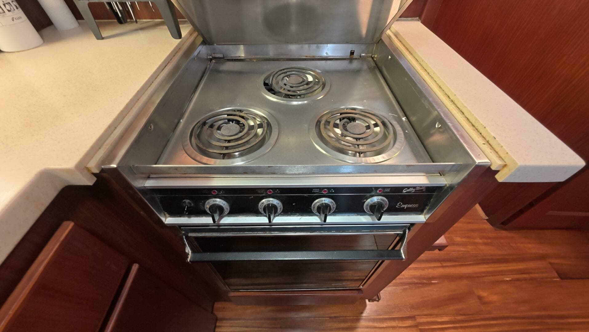 1979 Hatteras Sportfish