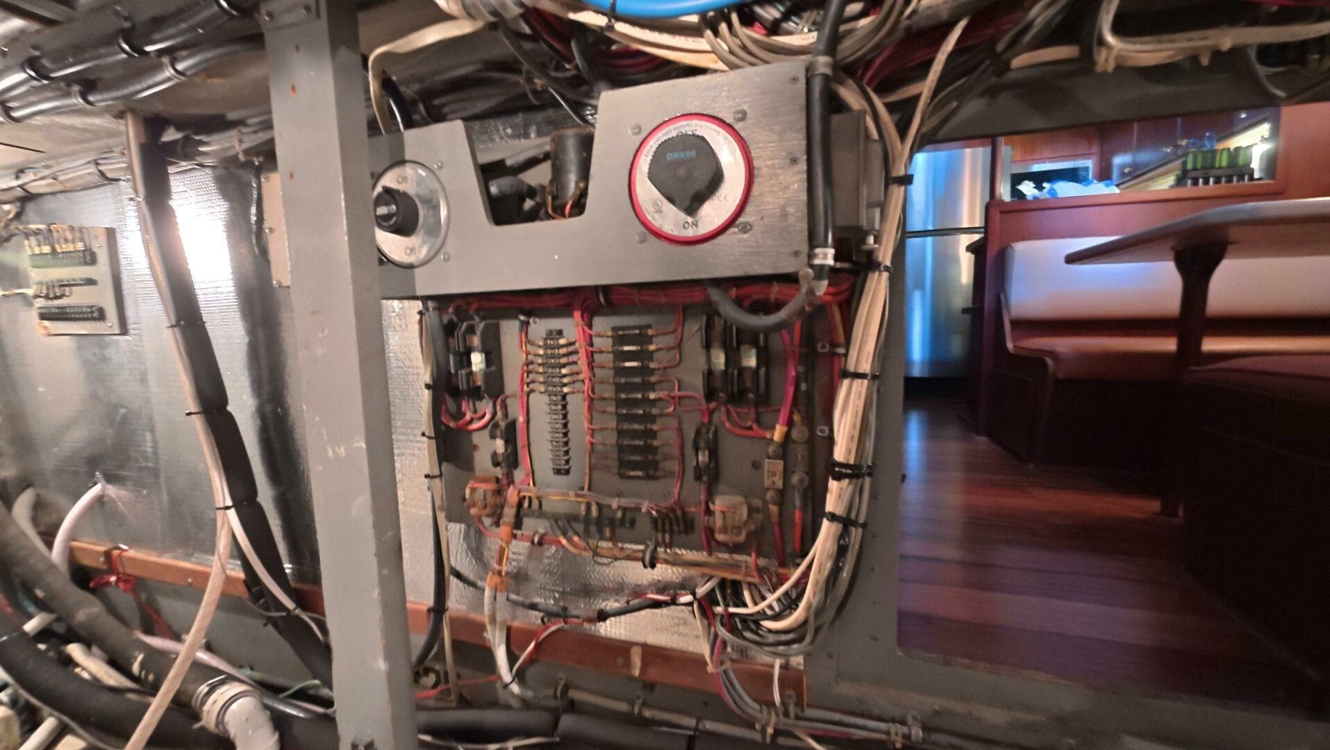 1979 Hatteras Sportfish