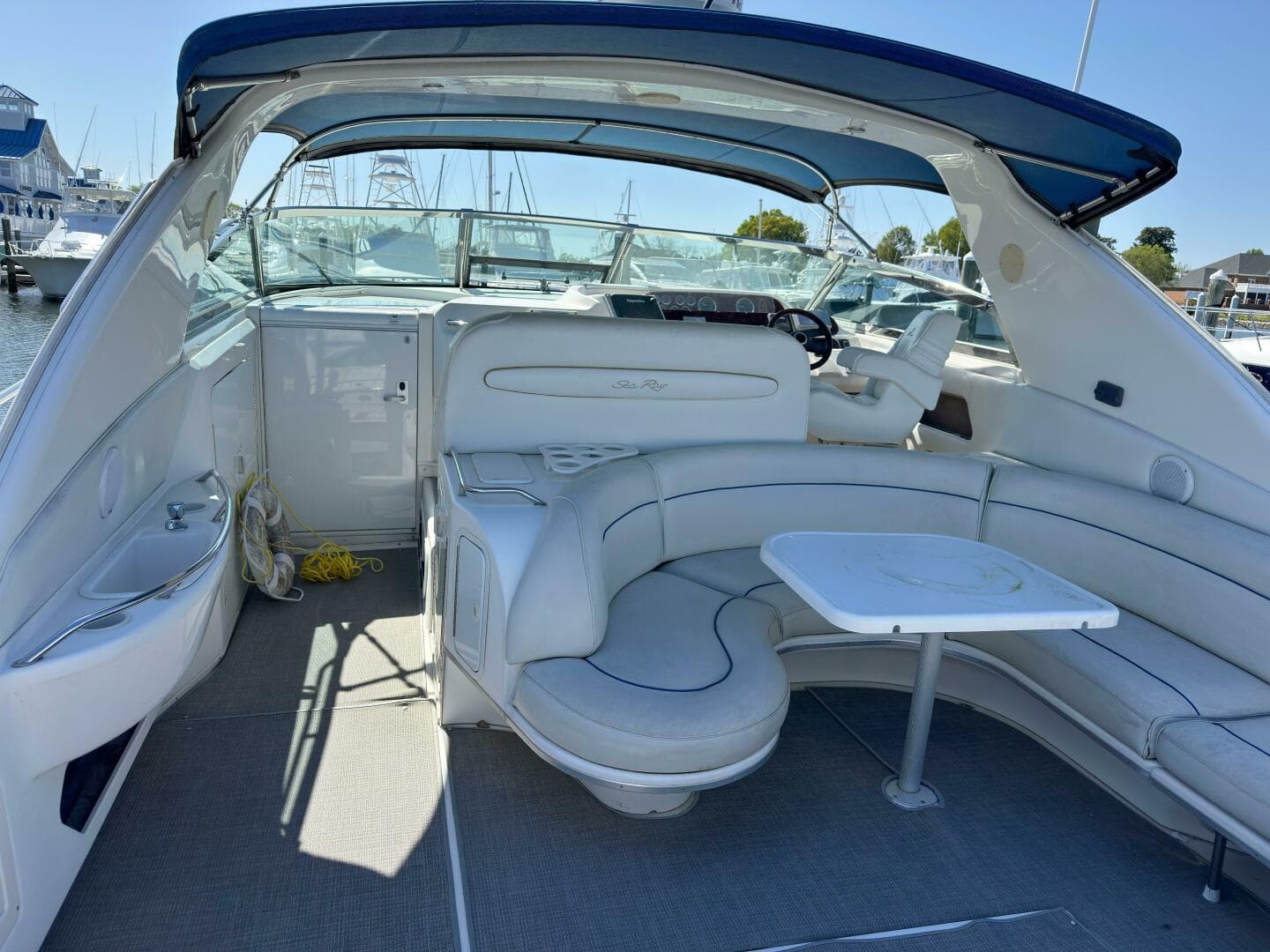 1997 Sea Ray 450 Sundancer