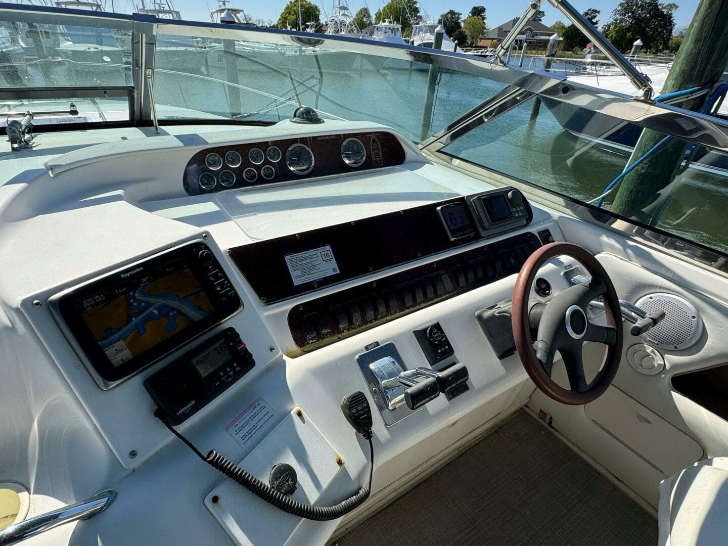 1997 Sea Ray 450 Sundancer