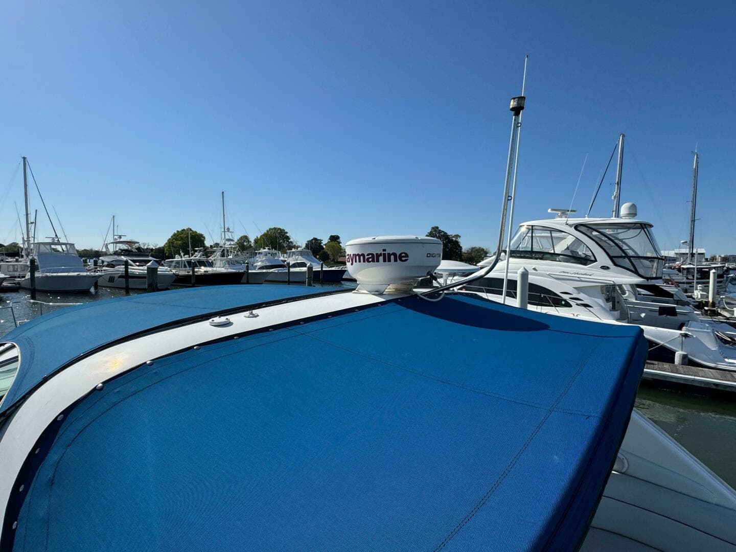 1997 Sea Ray 450 Sundancer