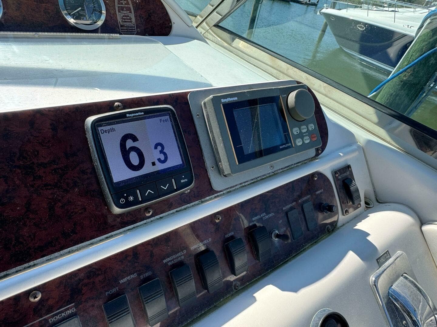 1997 Sea Ray 450 Sundancer