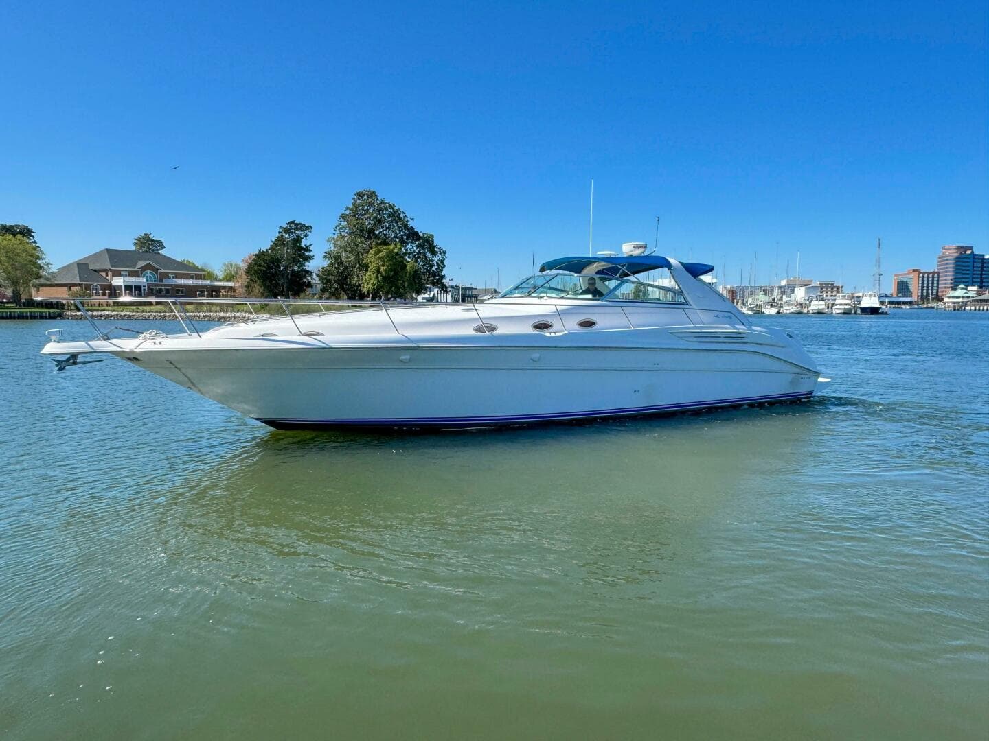 1997 Sea Ray 450 Sundancer