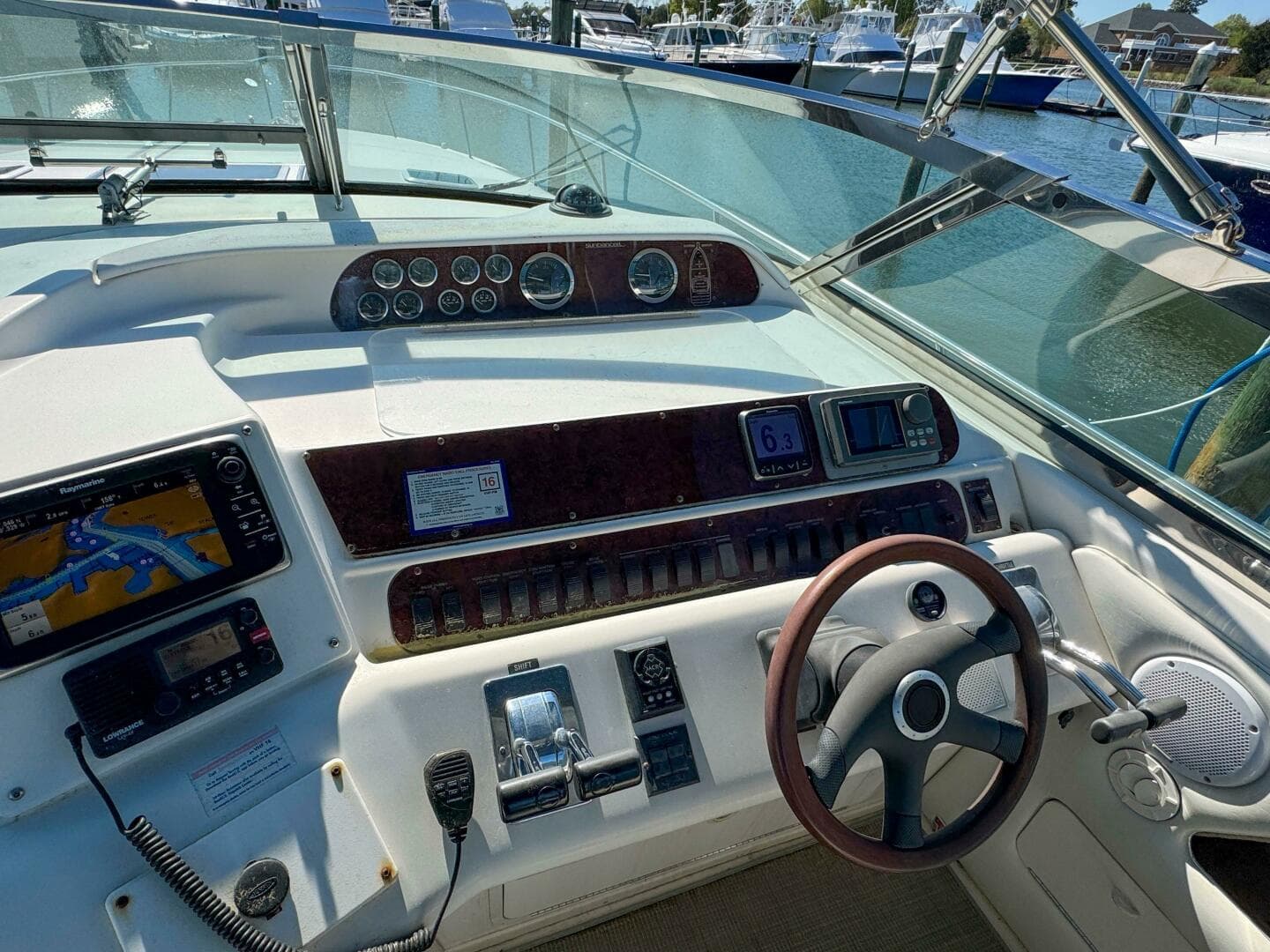 1997 Sea Ray 450 Sundancer