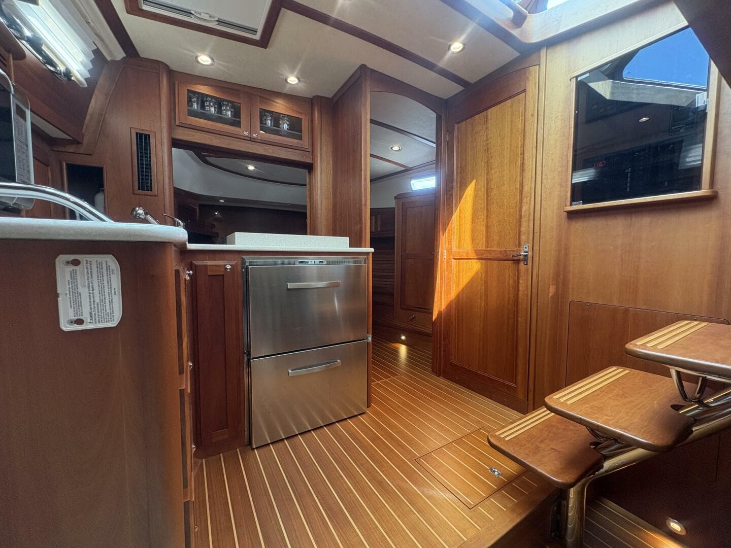 2016 Sabre 38 Salon Express