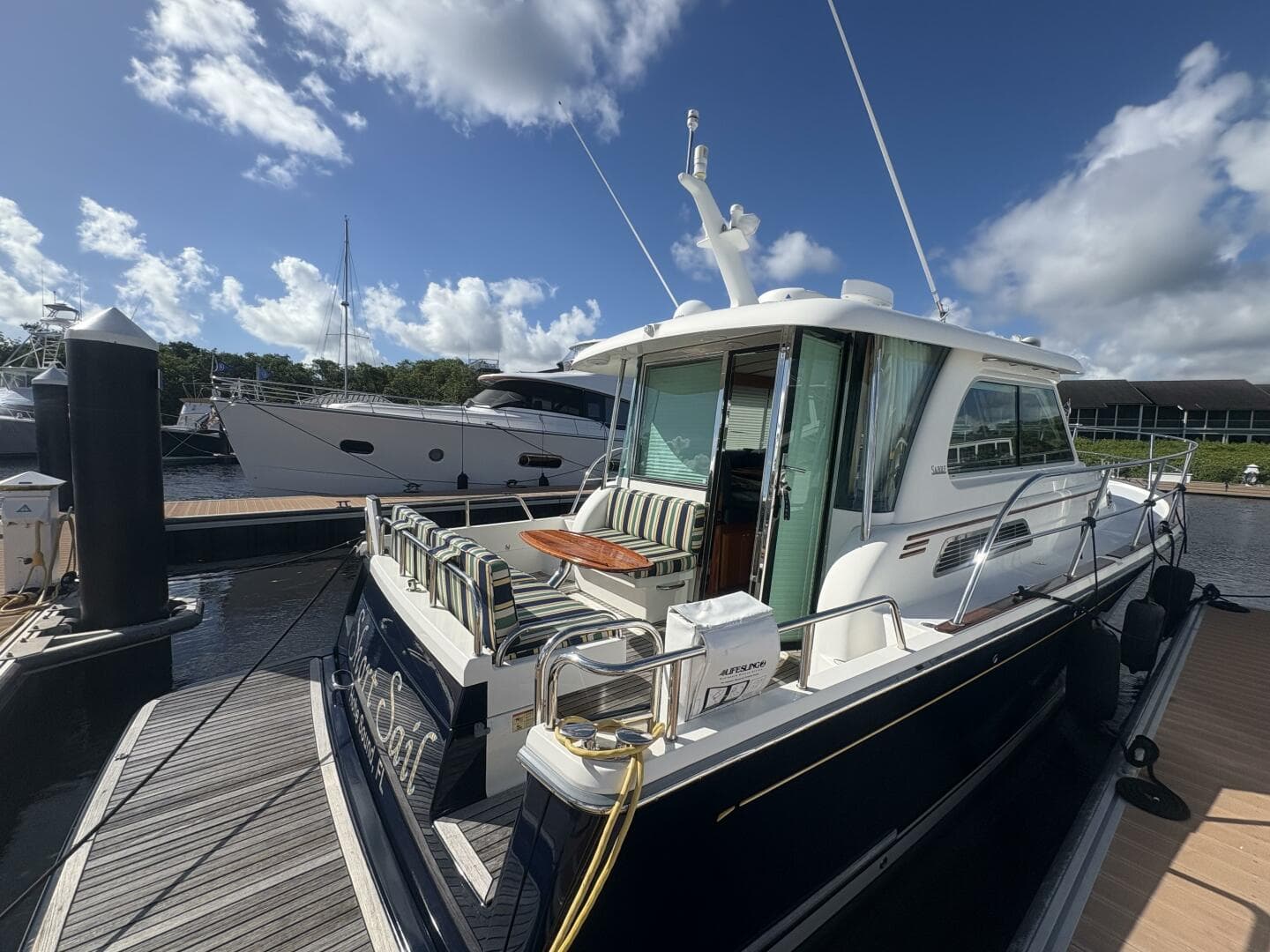 2016 Sabre 38 Salon Express