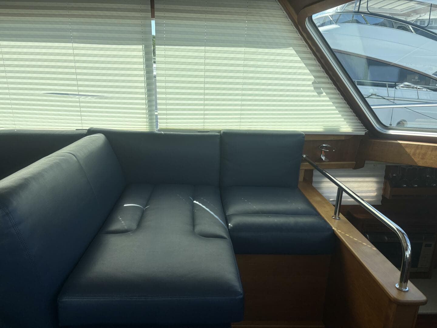 2016 Sabre 38 Salon Express