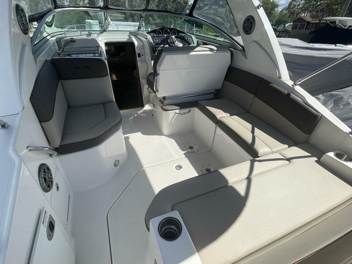 2015 Sea Ray 260 Sundancer