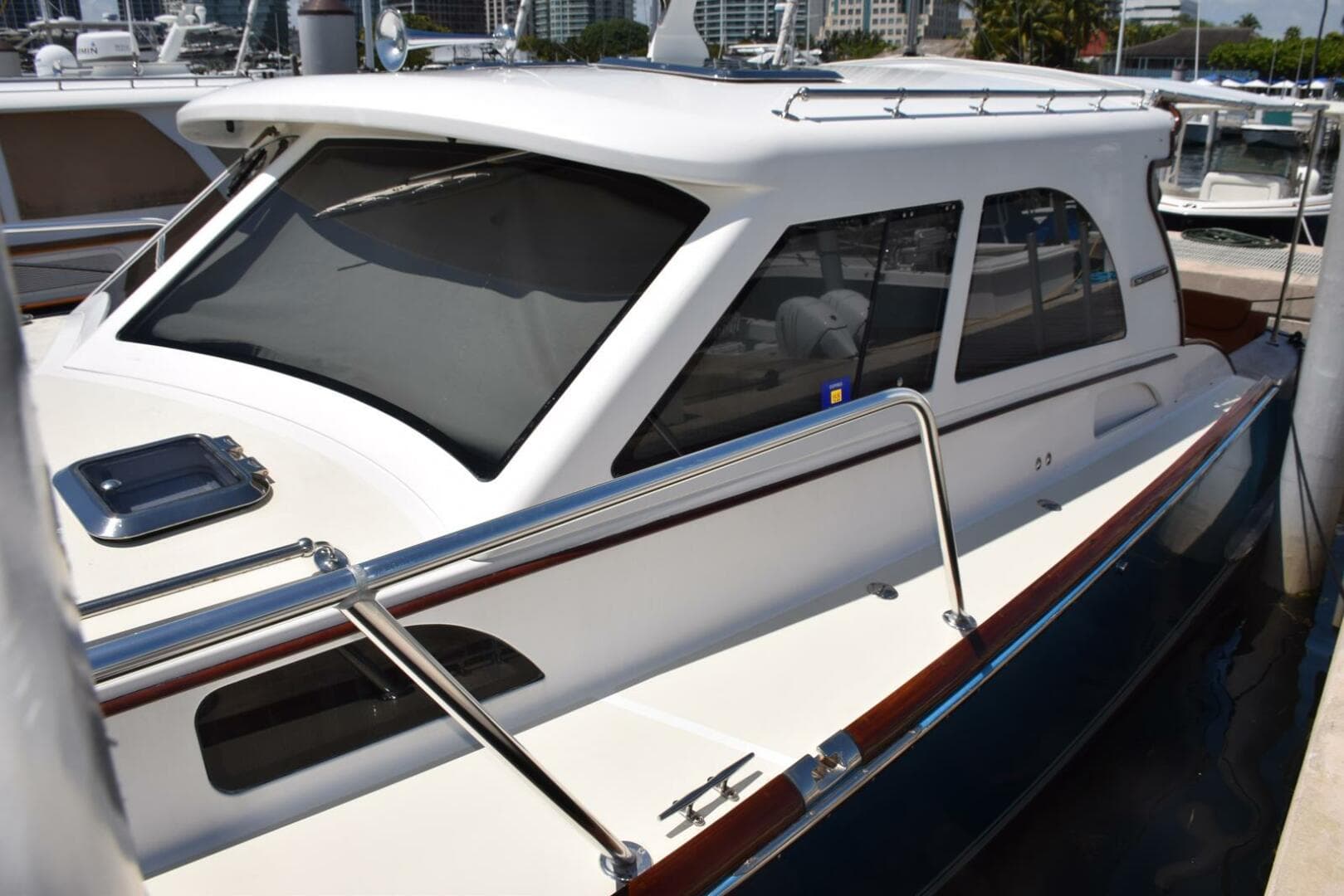 Stylish Deckhouse Windows and Trim  