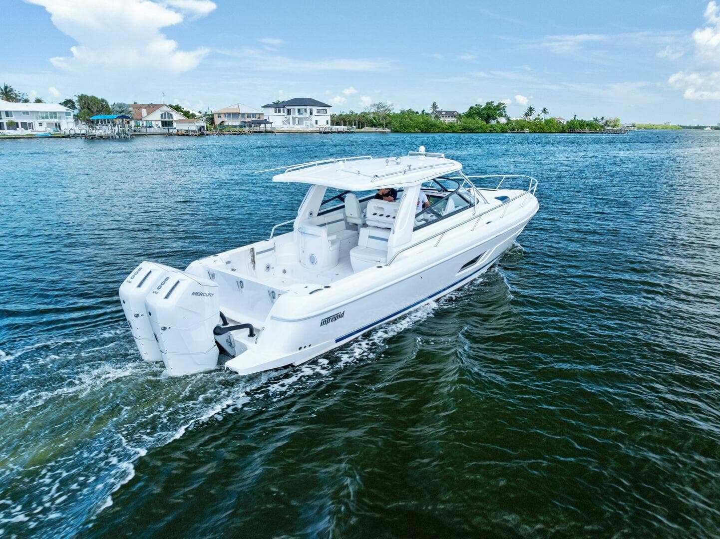 2022 Intrepid 438 Evolution