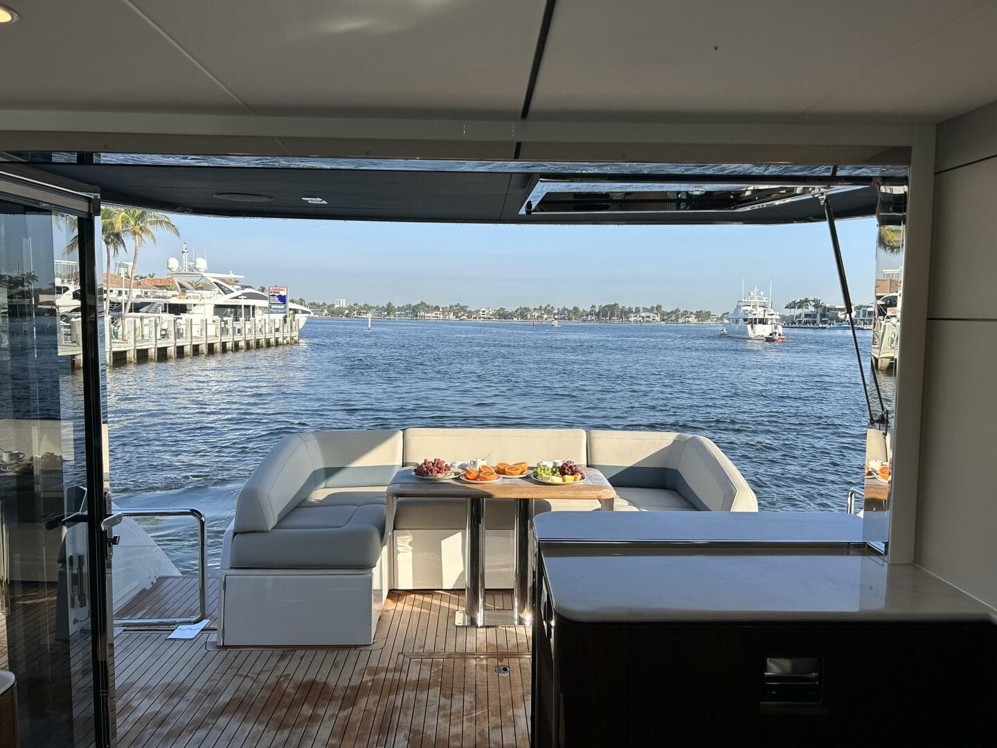 2024 Fairline Squadron 68