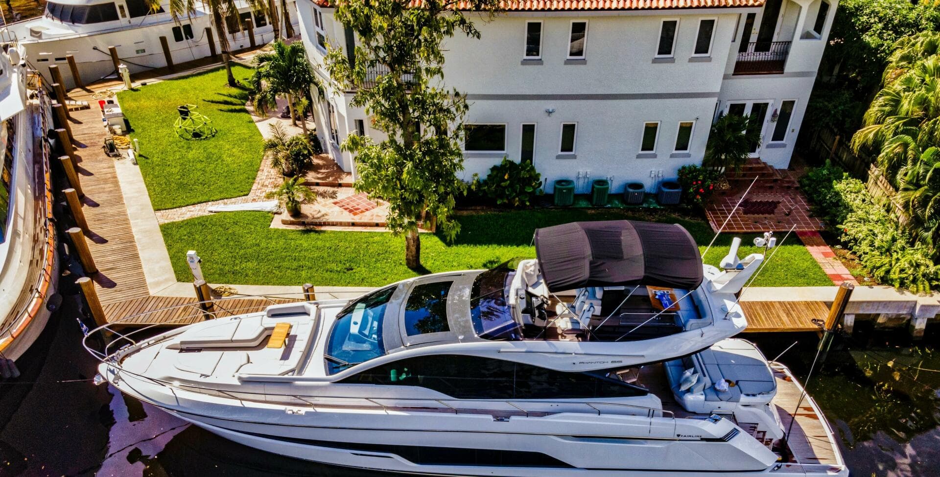 2023 Fairline Phantom 65