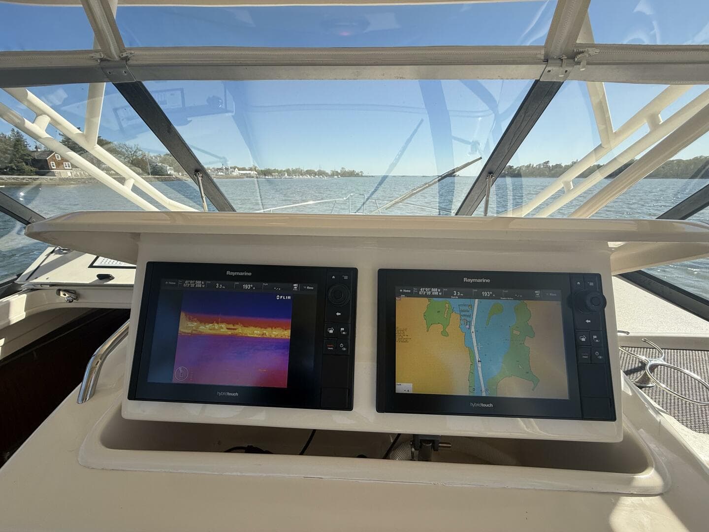 2016 Grady-White 330 Express