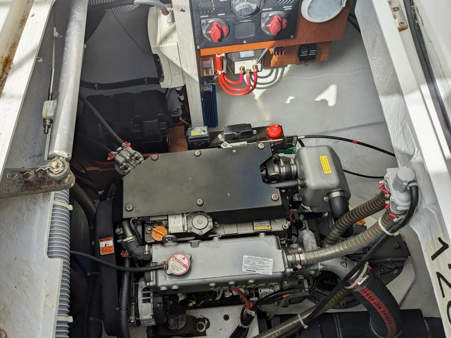 2018-lagoon-42-sail-9745888-20250409141533373-1_XLARGE.jpg