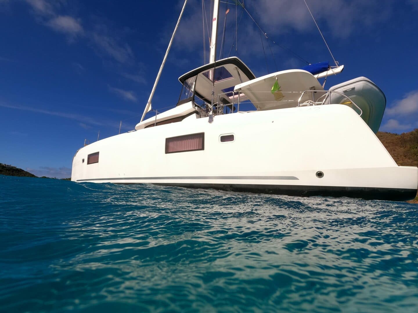 2018-lagoon-42-sail-9745888-20250409124414286-1_XLARGE.jpg