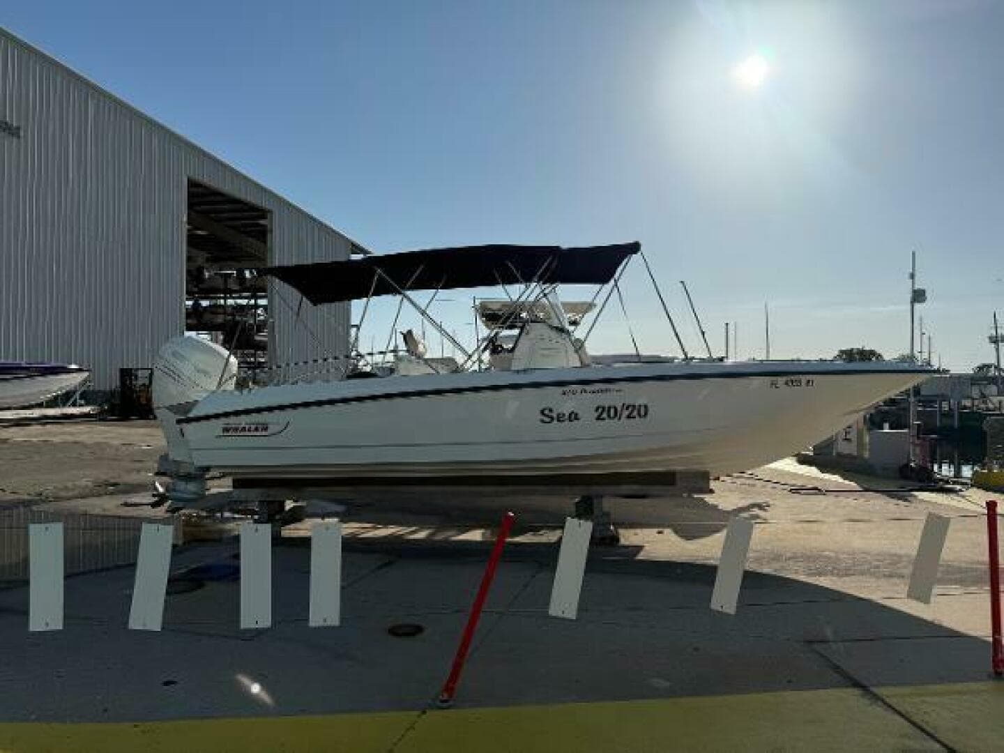 2017 Boston Whaler 270 Dauntless