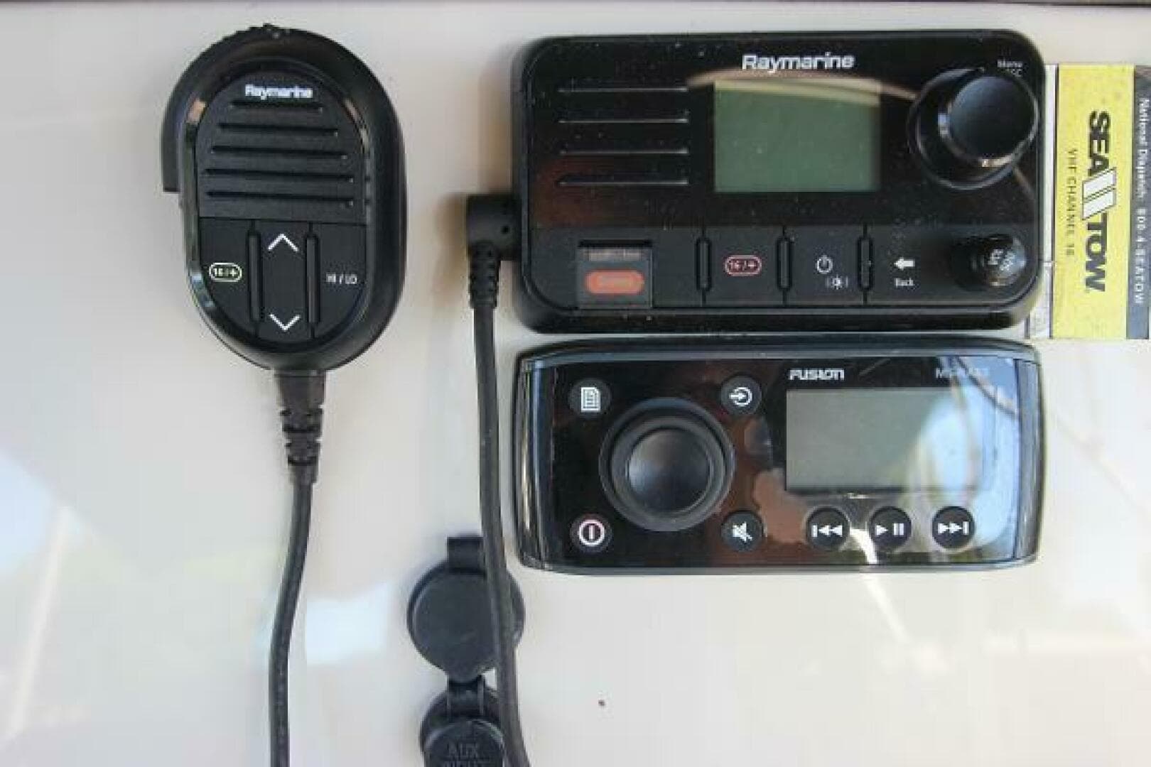 2017 Boston Whaler 270 Dauntless