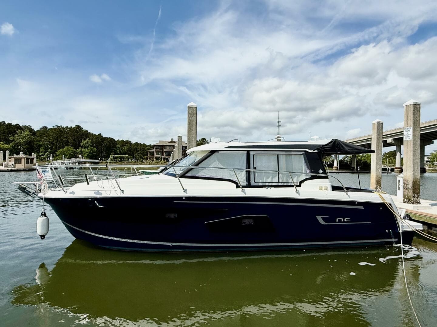 2022 Jeanneau NC 1095 Coupe