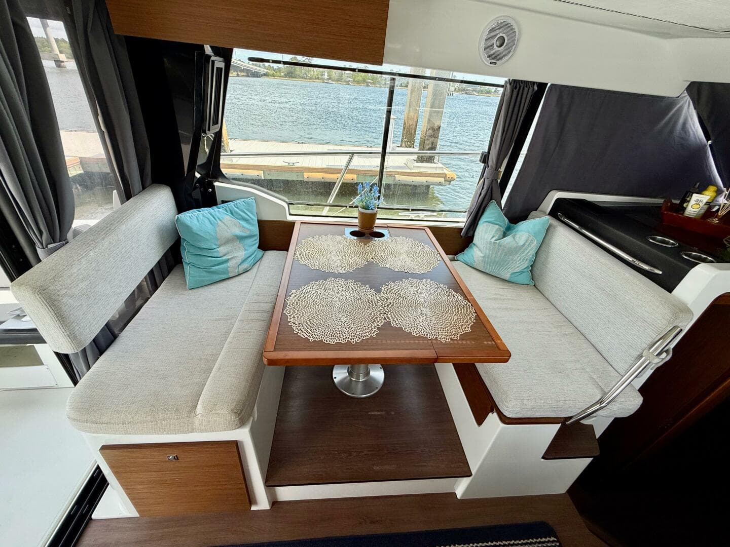 2022 Jeanneau NC 1095 Coupe