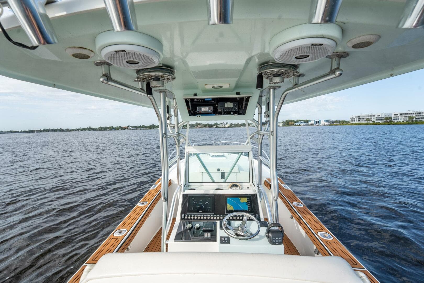 2009 Bimini 24 Center Console