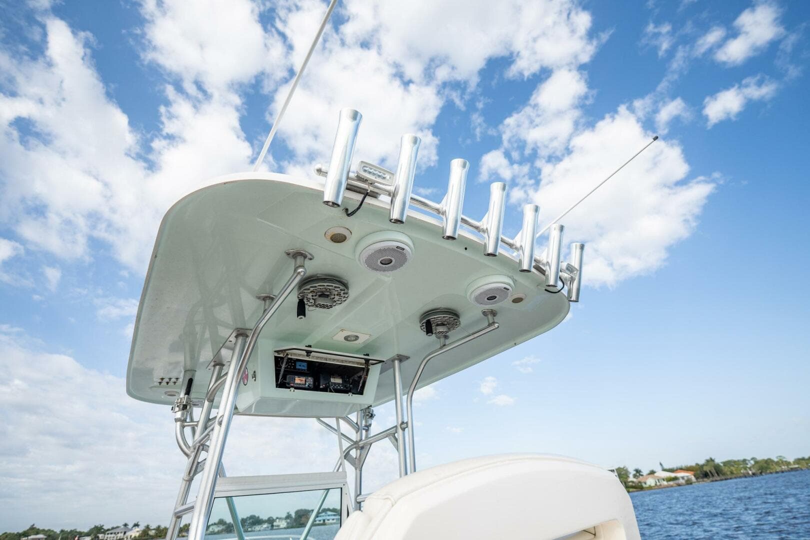 2009 Bimini 24 Center Console