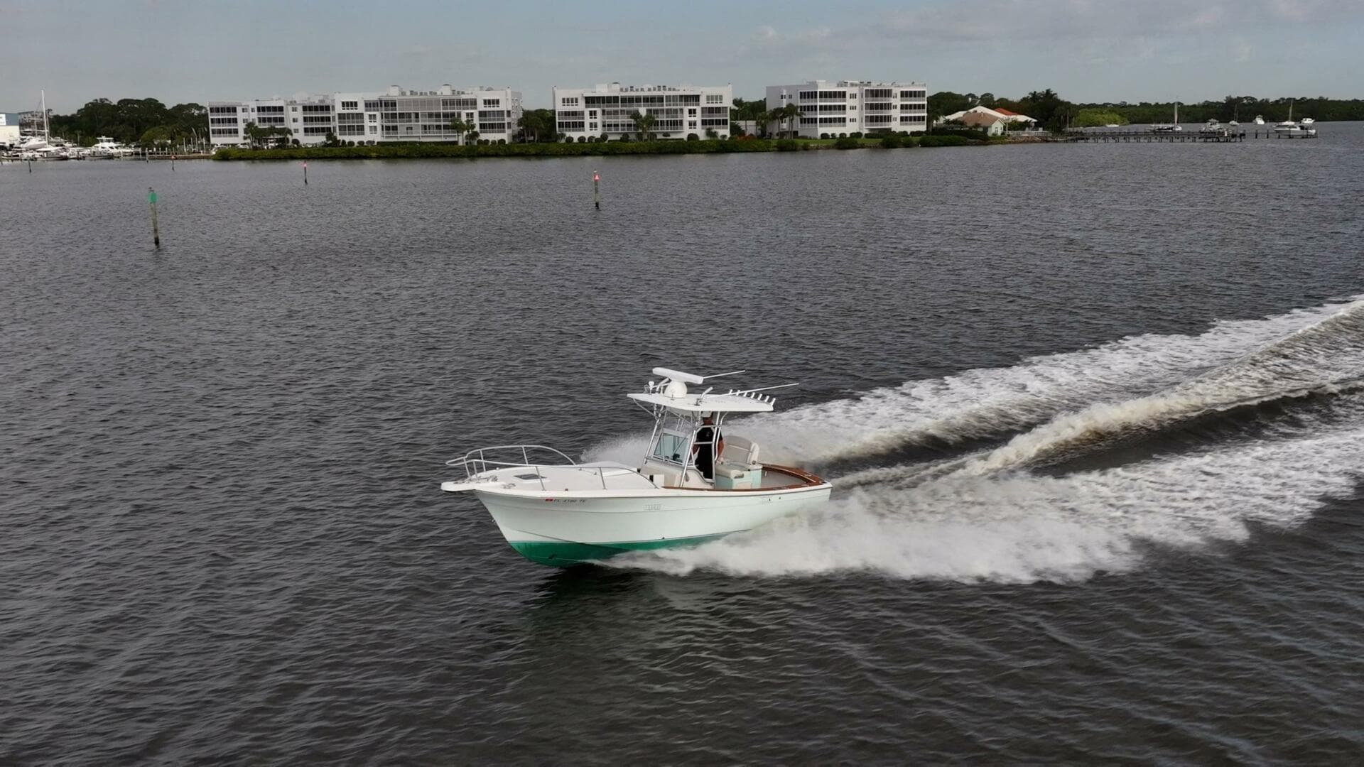 2009 Bimini 24 Center Console