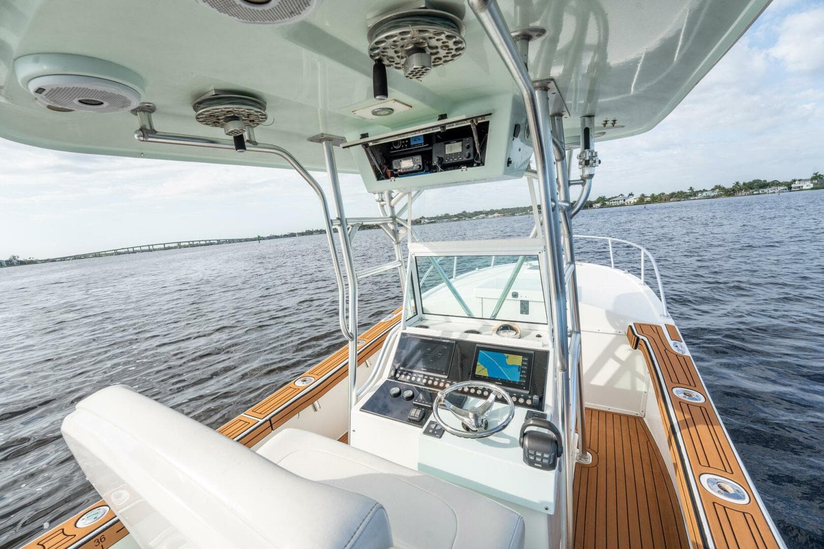 2009 Bimini 24 Center Console