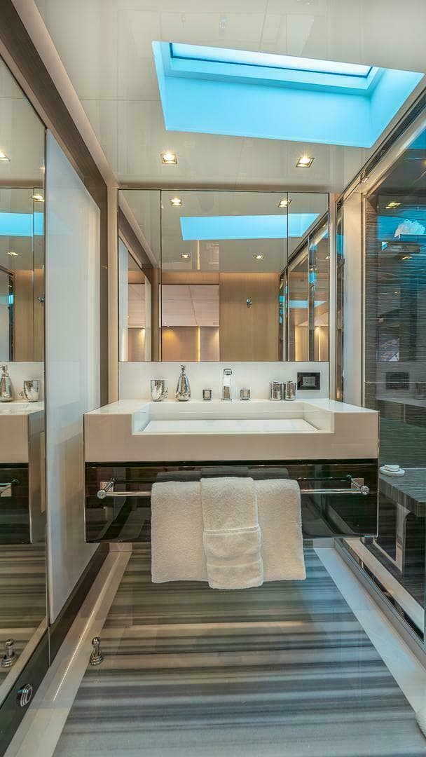 2017 Overmarine Oceano 42