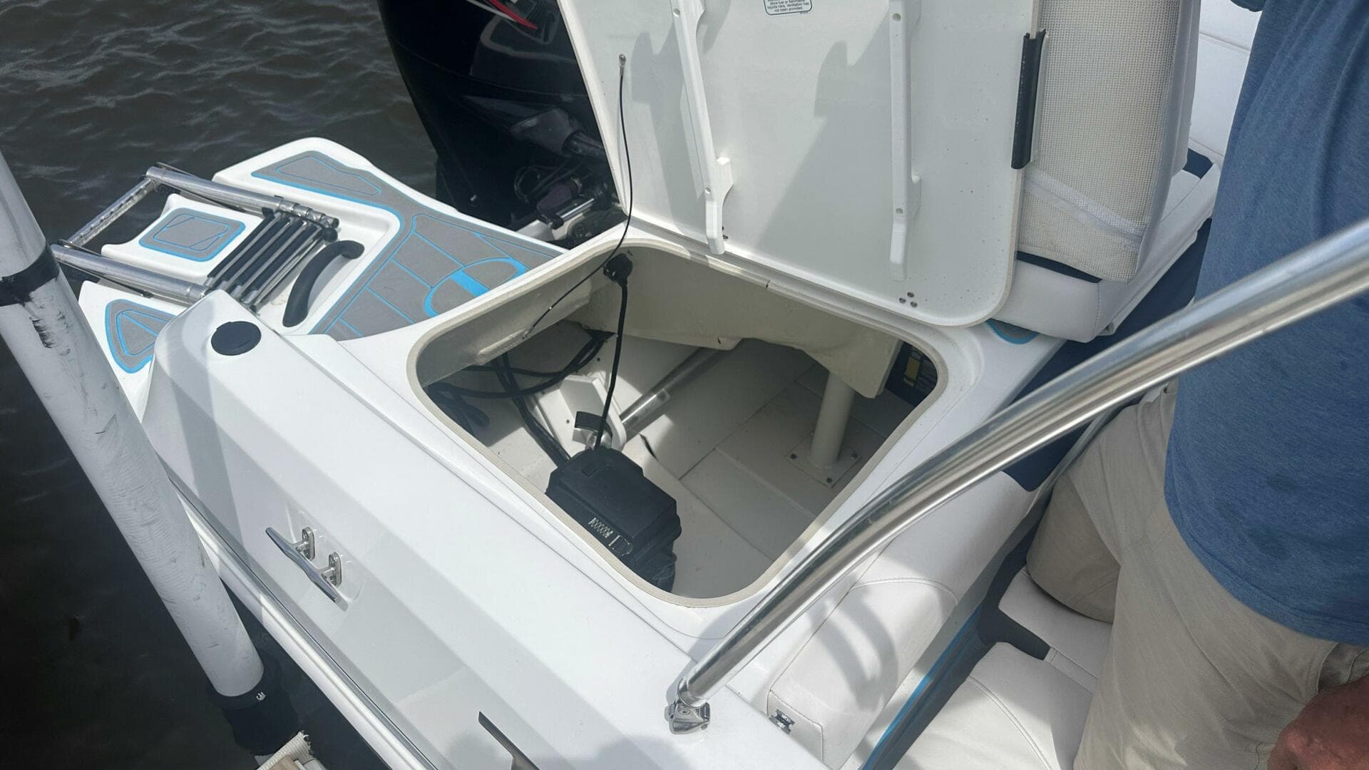 1016 Bella Bay Aft Compartment