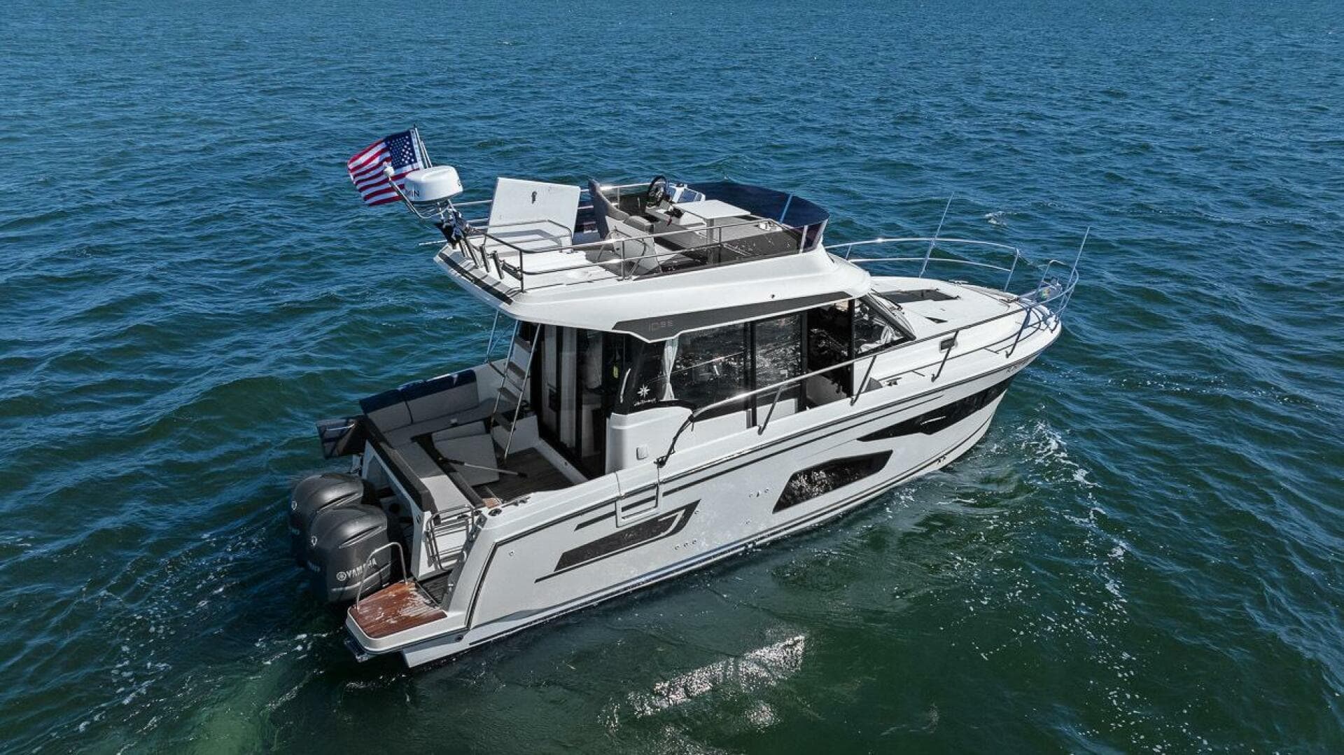 2020 Jeanneau NC 1095 Fly